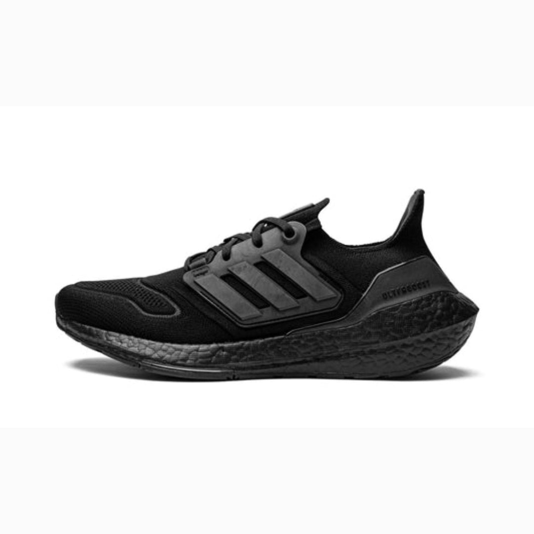 Adidas Ultra Boost 22 ''Triple Black''
